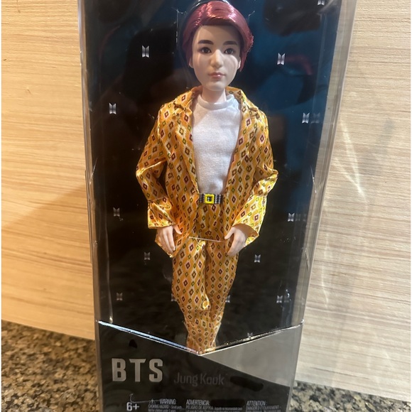 BN BTS Doll - Picture 1 of 3